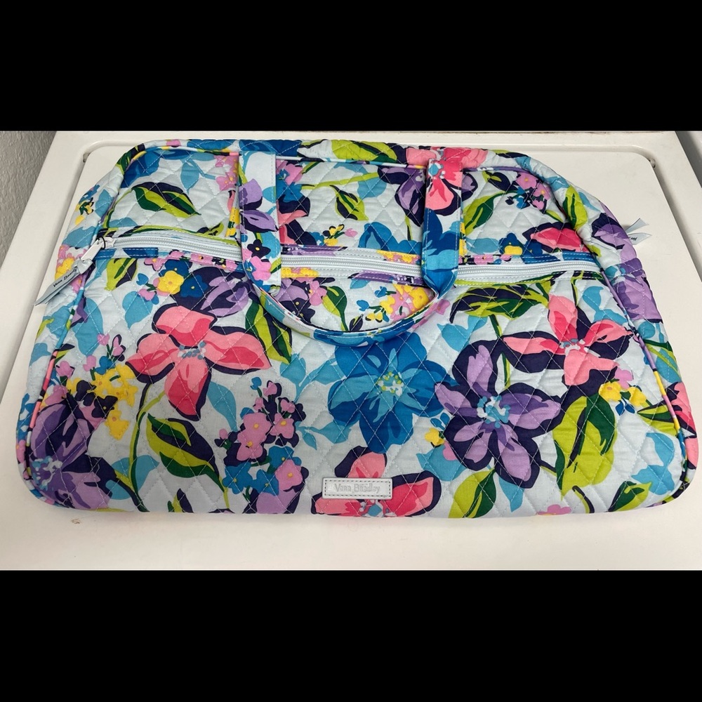 Vera Bradley Medium Traveler Bag in Marian Floral